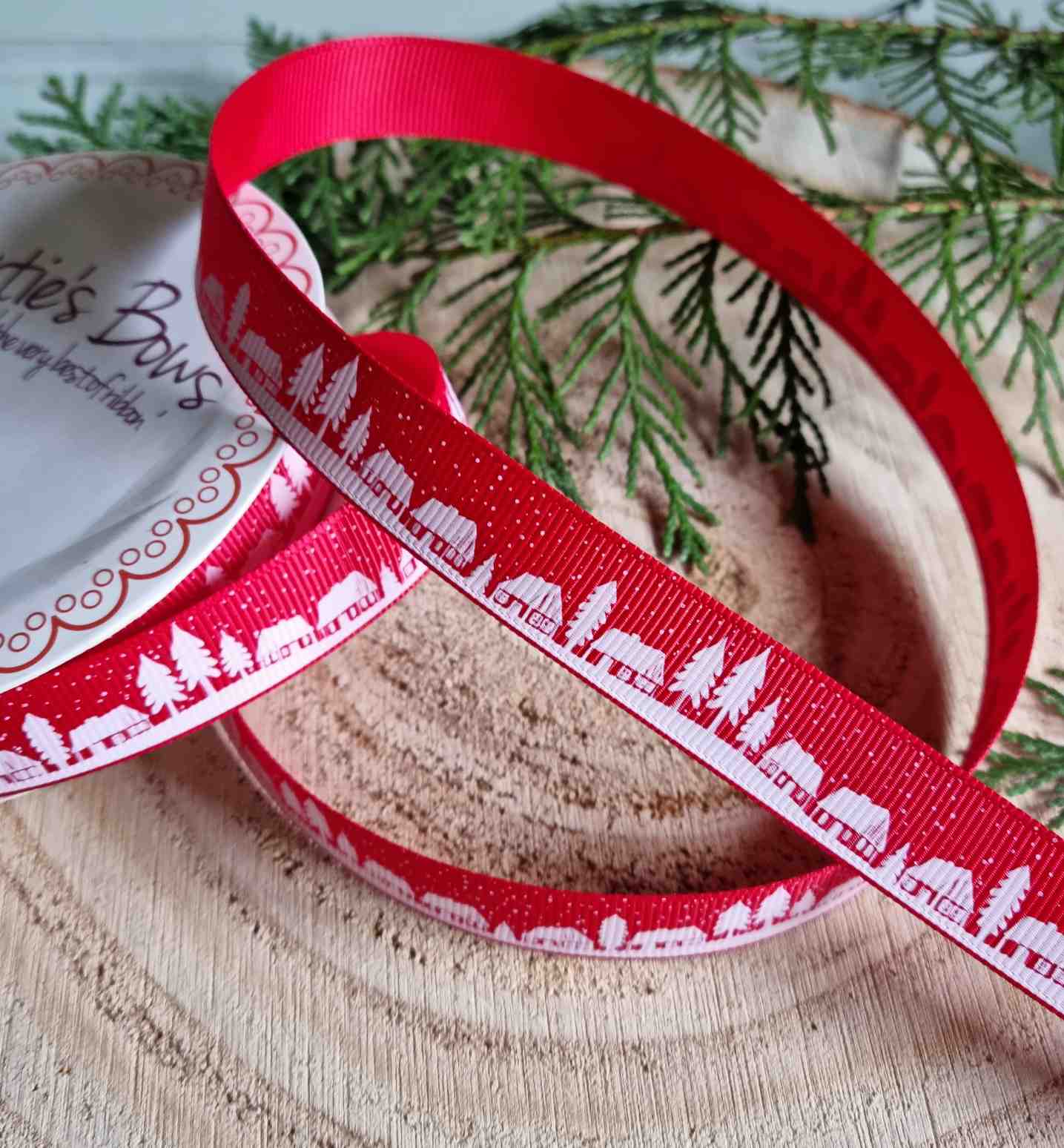 Village scene Christmas red ribbon 16mm x 3m - Scandinavian boutique ...