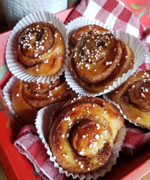 easy overnight danish cinnamon bun recipe kanelsnegler