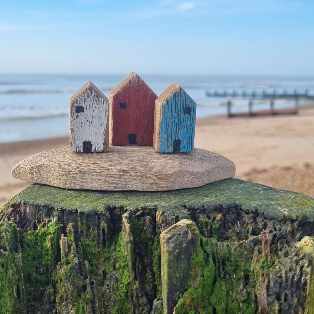 Rustic wooden beach huts trio ornament - Scandinavian boutique - Hygge ...