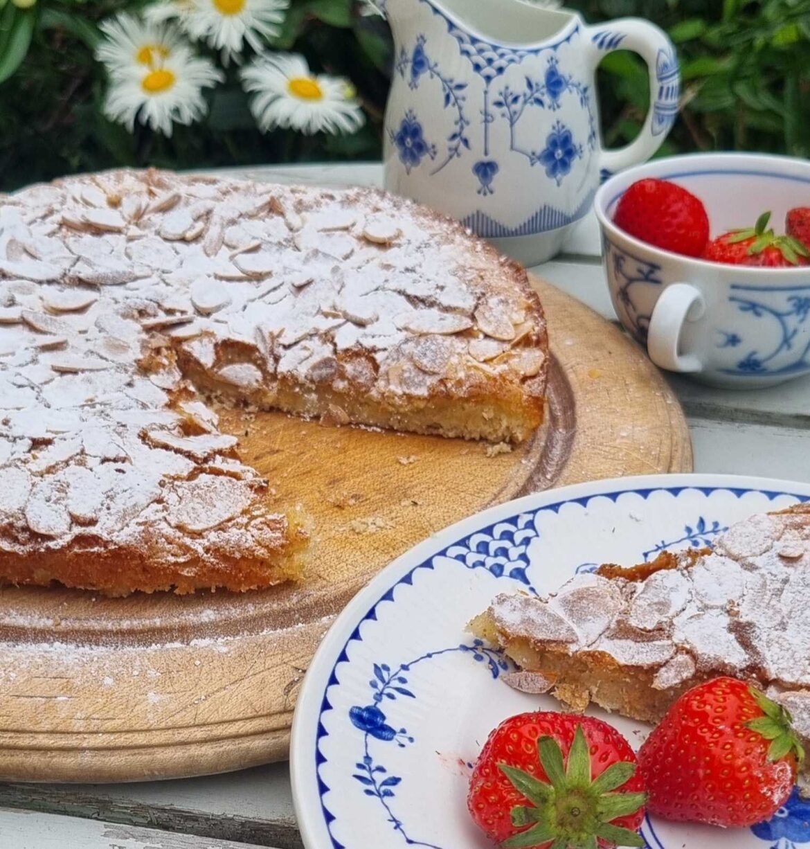 hyggestyle swedish mandelkaka almond fika cake recipe