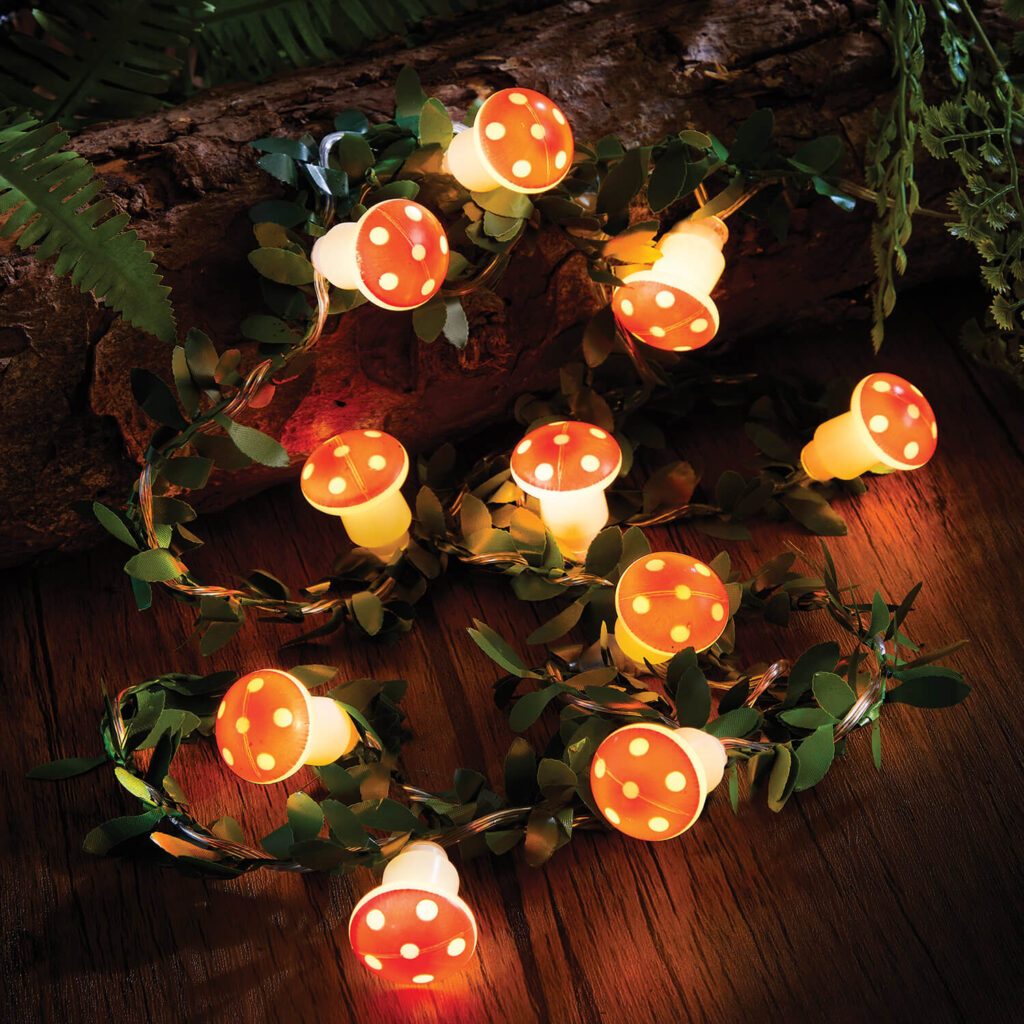 tiny-toadstool-leaf-garland-1024x1024 Home New