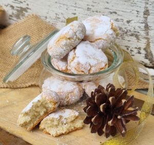 how-to-make-easy-chocolate-amaretti-edible-chistmas-gift-almond-biscuits-recipe-2-300x282 The Hyggestyle top fifteen easy edible Scandi gift recipes for a hygge Christmas!