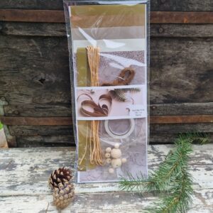 diy-danish-paper-craft-christmas-kit-gold-and-cream-2-300x300 Home New